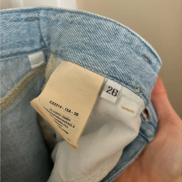 Closed Denim Morus jeans in light wash sz 26 - Picture 4 of 7